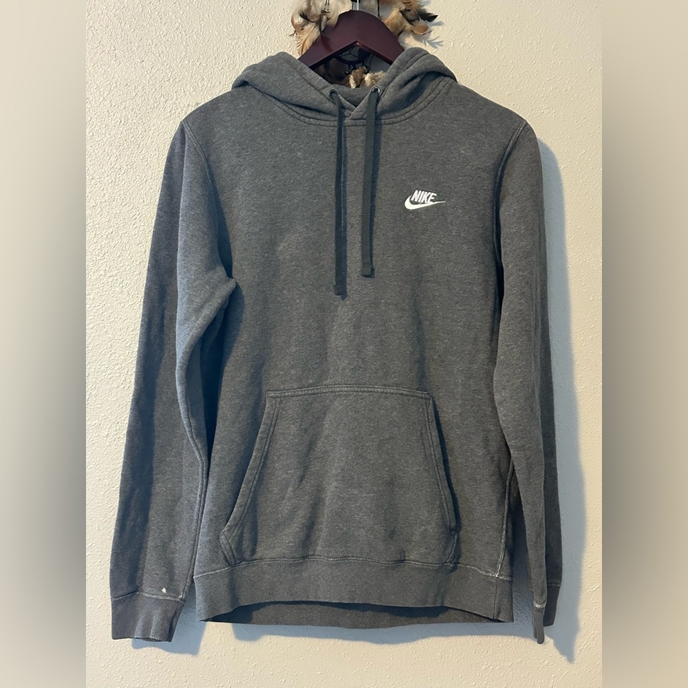 Nike Women’s Fleece Hoodie Size Small  Casual Athletic Wear Streetwear Grey